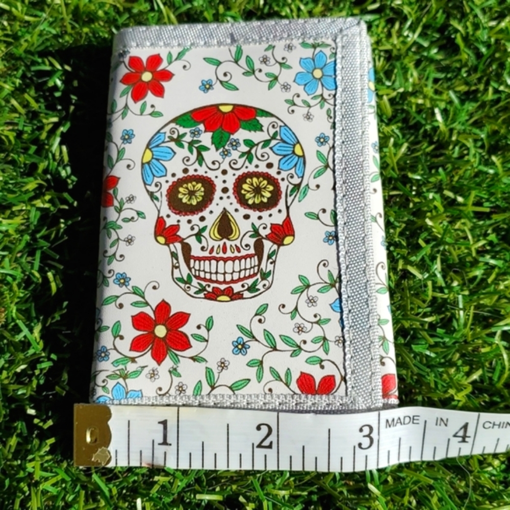NEW Tri-Fold Wallet Cream + Multi Color.